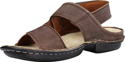 

Shooz Men Brown Sandals