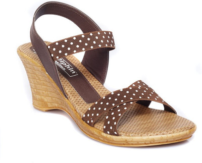 

Dolphin Miles Women Brown Wedges