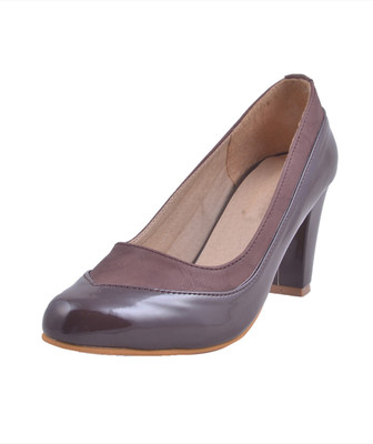 

Adorn Women Brown Heels