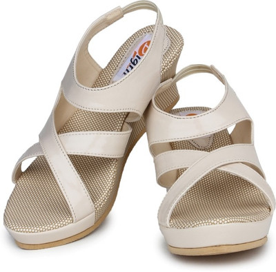 

Digni Women Cream Wedges