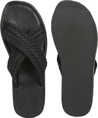 

ESTD. 1977 Men Black Sandals