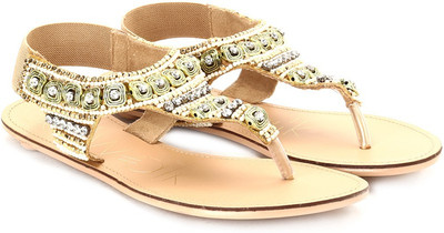 

Catwalk Women Gold Flats