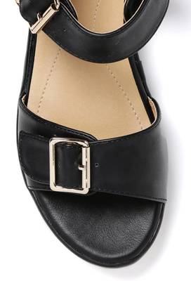 Dressberry Women Black Heels