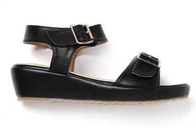 Dressberry Women Black Heels