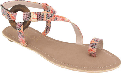 

Catwalk Women GOLD Flats
