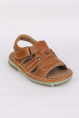 

Action Shoes Boys Sports Sandals, Tan