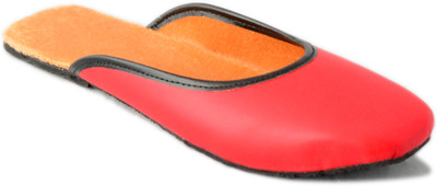 

Myra Women Red Flats