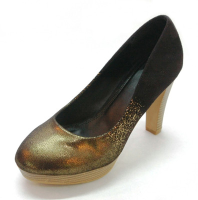 

Hepburnette Women Gold Heels