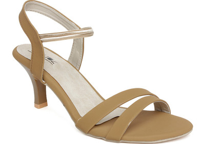 

Vendoz Women Beige Heels
