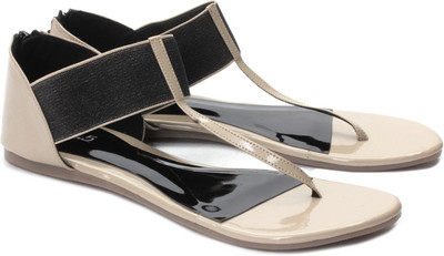 

Inc.5 Women Beige Flats