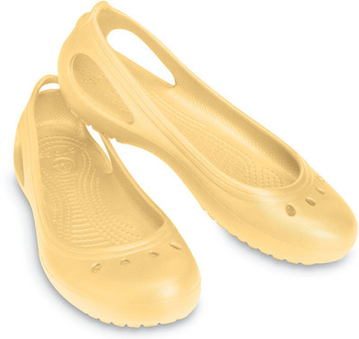 

Crocs Women Beige Flats