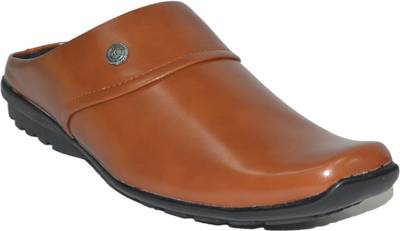 Strive Men Black Sandals