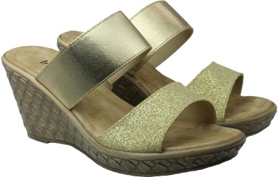 

Inc.5 Women GOLD Wedges