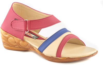 

Dolphin Miles Women Red Wedges
