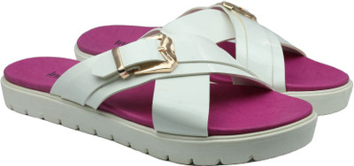 

Inc.5 Women WHITE Flats