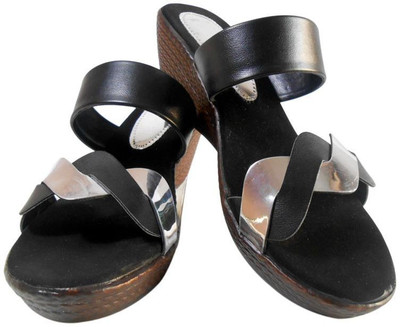 

Lily Women Black Wedges