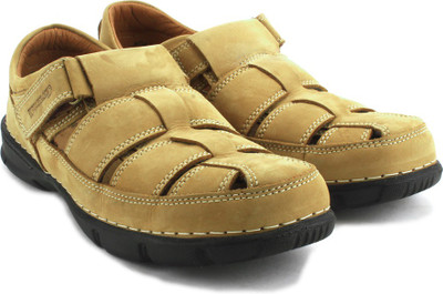 

Woodland Men CAMEL Sports Sandals