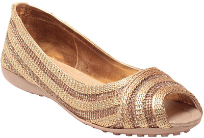 

MSC Women Gold Flats