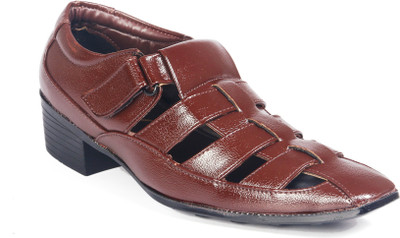 

Bxxy Men Brown Sandals