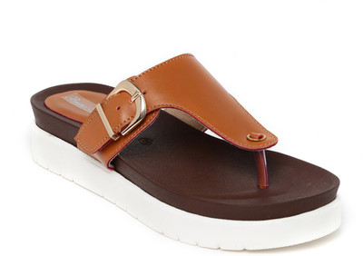 

Bruno Manetti Women Tan Flats
