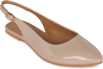 

Flora Women 03, Cream Flats