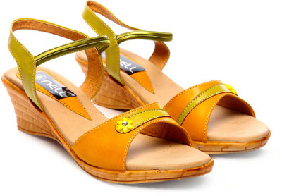 

Nell Women Yellow Wedges
