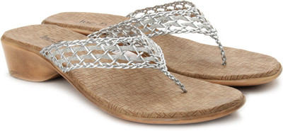 

Inc.5 Women Silver Flats