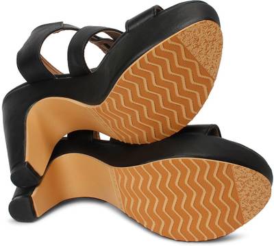 Meriggiare Women Black Heels