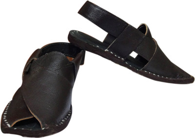 

Paduki Men BROWN Clogs