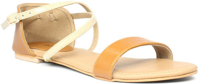

Inc.5 Women TAN Flats