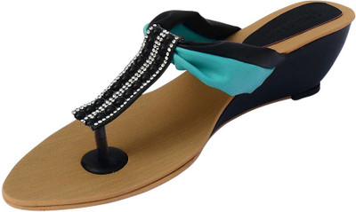 

Footgear Girls Wedges(Black