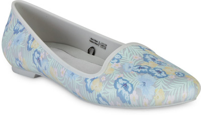 

Crocs Women Grey Flats