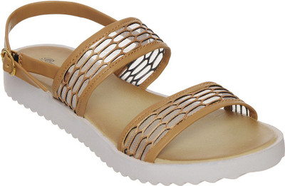 

Bruno Manetti Women Beige Flats