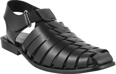 

Metro Men Black Flats