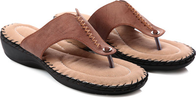 

Nell Women Tan Flats