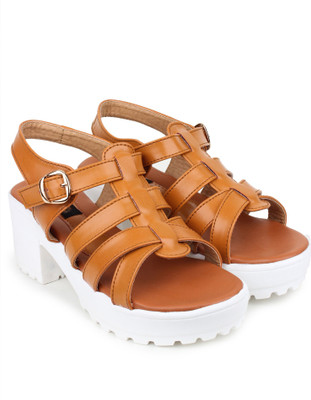 

Do Bhai Women Tan Heels