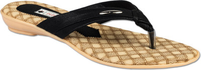 Pipilika Women Black Wedges