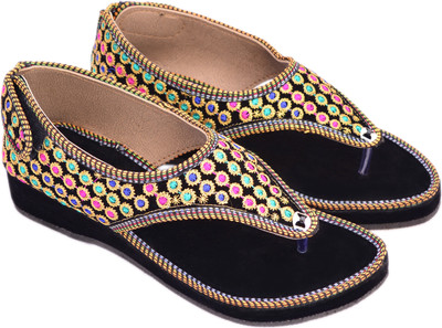 

Myra Women Multicolour Flats