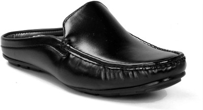 

Levanse Men Matte Black Sandals