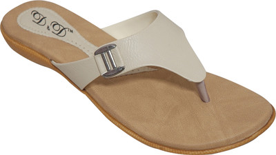 

D&D Women White Flats