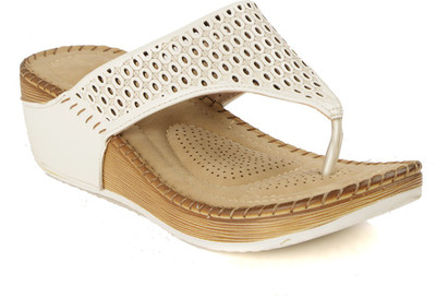 

Bruno Manetti Women White Flats