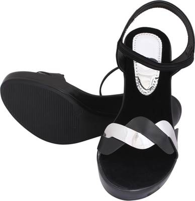 Lily Women Black Heels