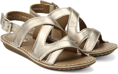 

Clarks Women Metallic Leather Flats