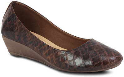

Get Glamr Girls Wedges(Brown