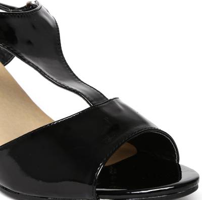 Dressberry Women Black Heels
