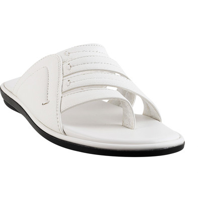 

Mochi Men 16,WHITE Flats