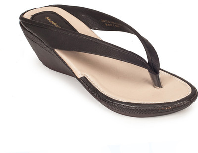 

Khadim's Women Black Wedges