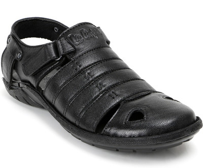 

Lee Cooper Men Black Casual