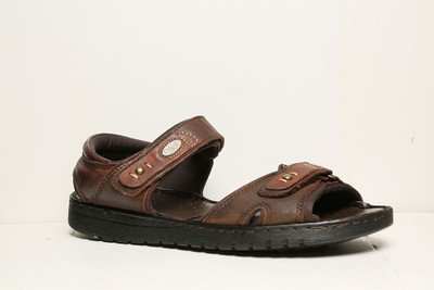 

Dr. Scholls Men Brown Sports Sandals