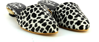 

Nell Women Black Sandals